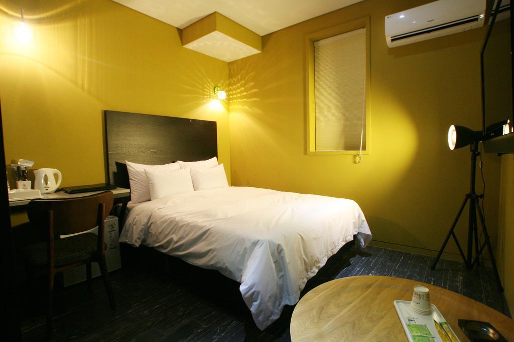 Vvalt Hotel Seul Quarto foto